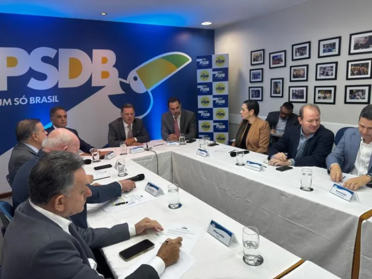 PSDB e Podemos aprovam fusão e nova sigla será lançada em junho