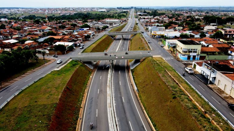 Goinfra lança edital para início da duplicação da GO-330, entre Catalão e Ipameri