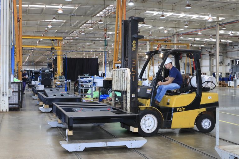 Com 14,7 mil novas vagas em abril, Goiás bate recorde de empregos formais desde 2020