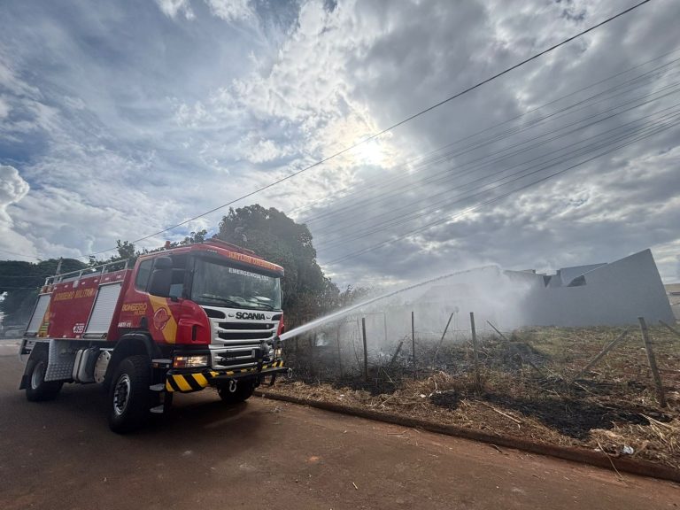 Incêndio em terreno baldio reforça alerta sobre riscos no período de estiagem em Catalão