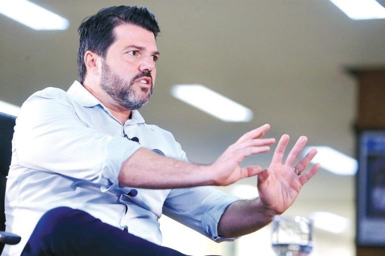 Promotora pede investigação do prefeito de Anápolis no TJ-GO