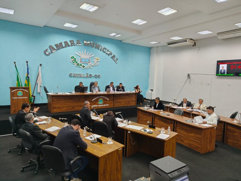 Câmara de Catalão aprova projetos na área de urbanismo, saúde e habitação
