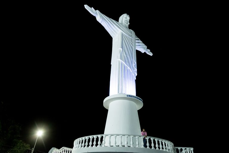 Com apoio de Jamil Calife, Três Ranchos reinaugura Cristo e projeta obras no turismo