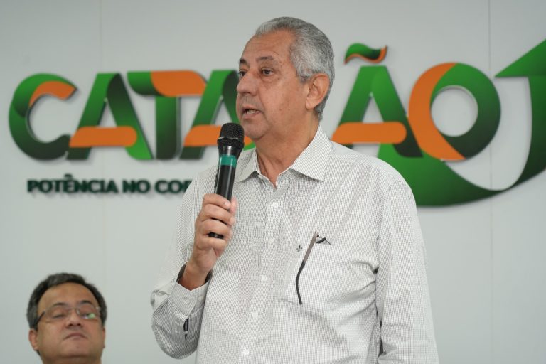 Velomar viaja ao Japão com Caiado para tratar da expansão da Mitsubishi em Catalão