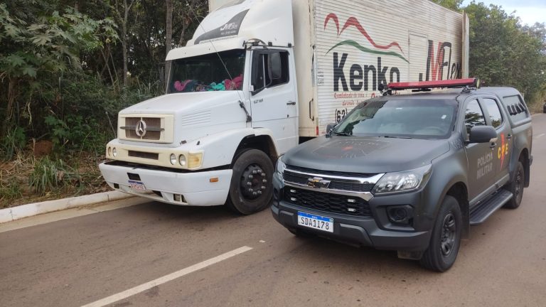 CPE recupera caminhão furtado durante patrulhamento em Catalão