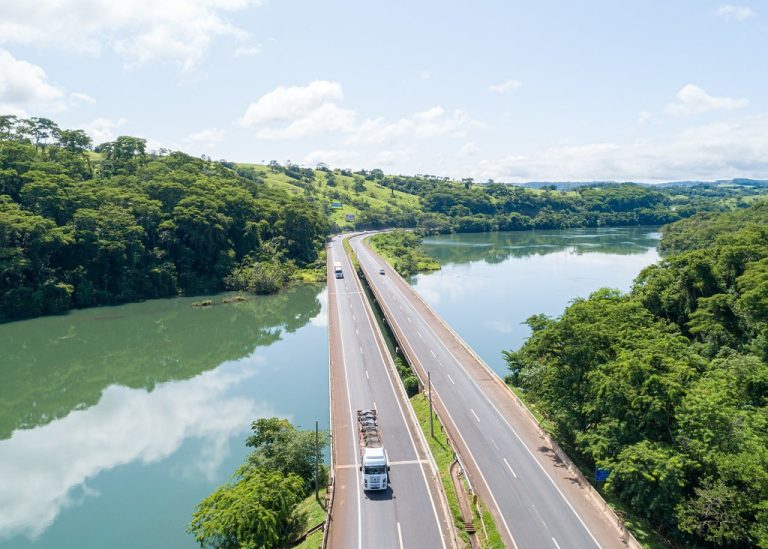 Mais de 360 mil veículos devem passar pela BR-050 no feriado de Corpus Christi