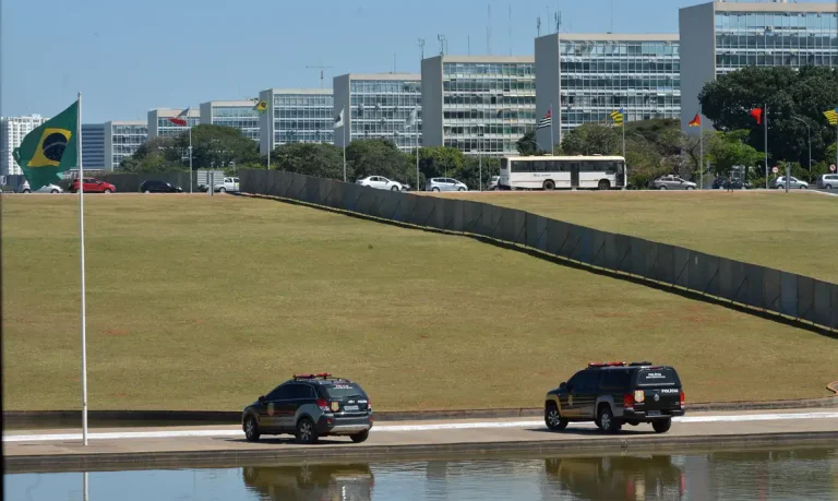 CNU 2025: Inscrições abertas para 3.652 vagas em órgãos federais