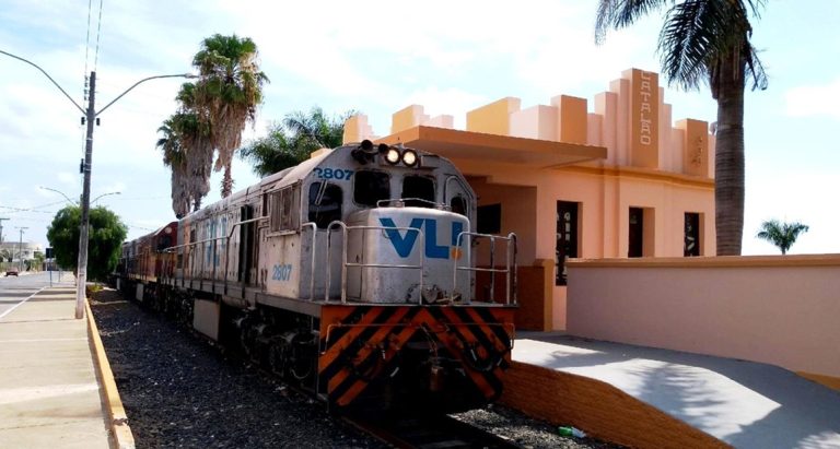 Trens de carga voltam a circular entre Pires do Rio e Anápolis na segunda-feira (18)