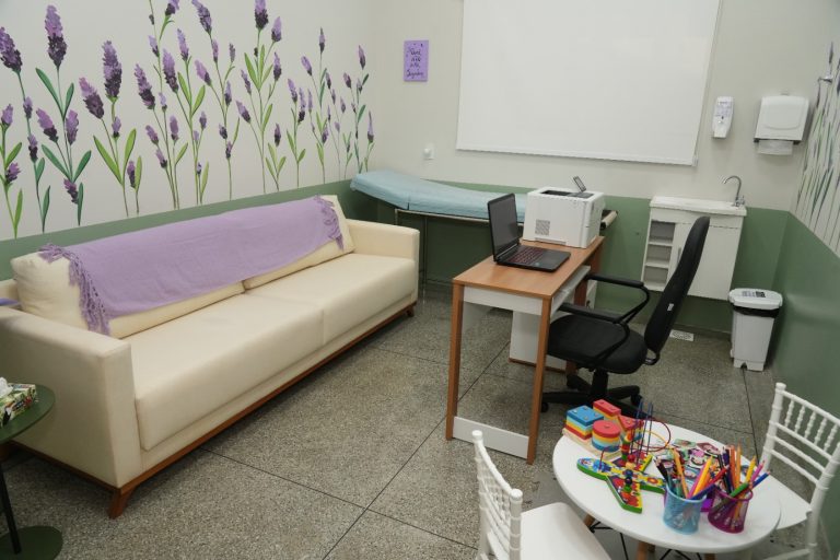 Primeira Sala Lilás do interior de Goiás é inaugurada em Catalão