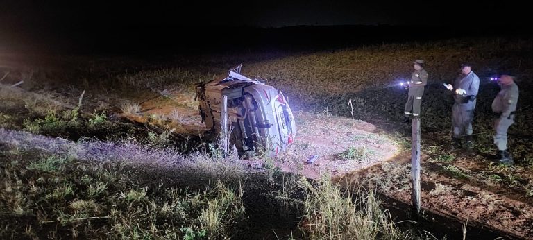 Empresário morre após carro atingir animal e capotar na GO-305, próximo a Cumari