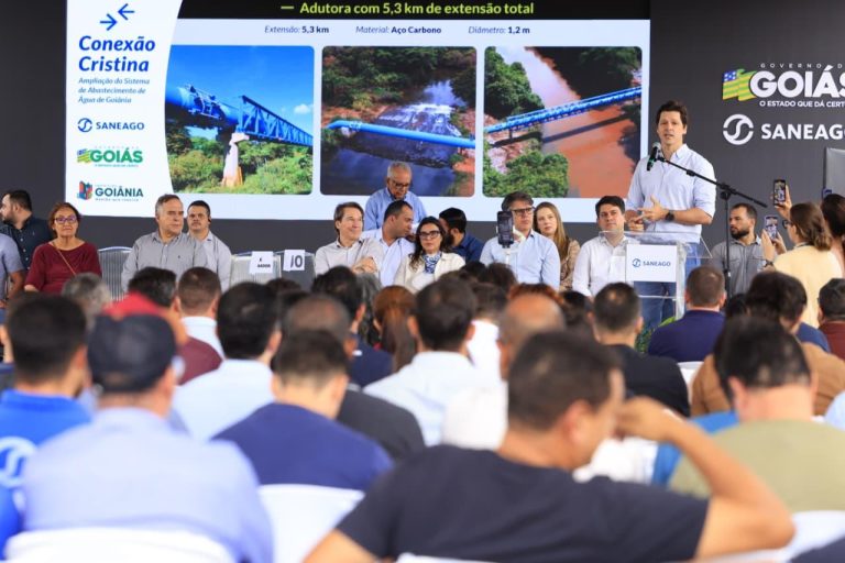 Daniel Vilela inaugura obra que reforça abastecimento de água em Goiânia