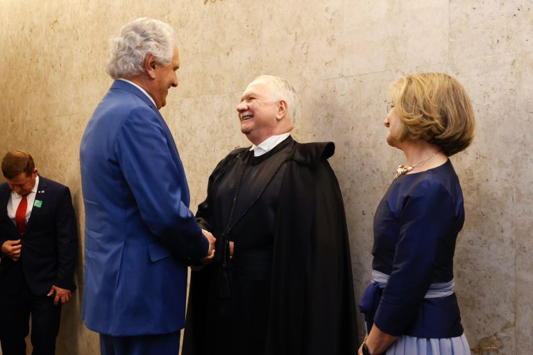 Caiado pede “sabedoria e equilíbrio” ao prestigiar posse de nova presidência do STF