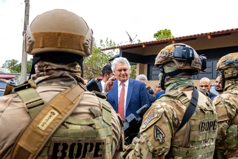 Caiado articula reunião de governadores e oferece ajuda ao Rio após megaoperação