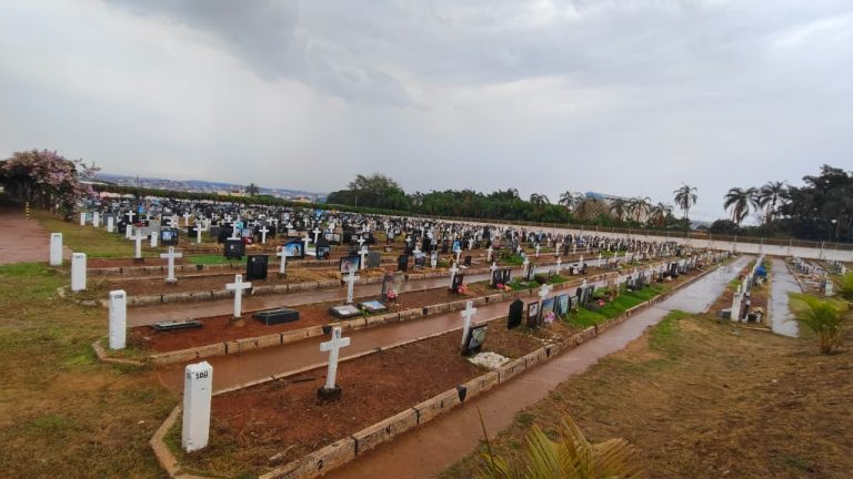 Funerária São Vicente de Paulo orienta famílias a renovar carneiras no Cemitério Jardim São Pedro