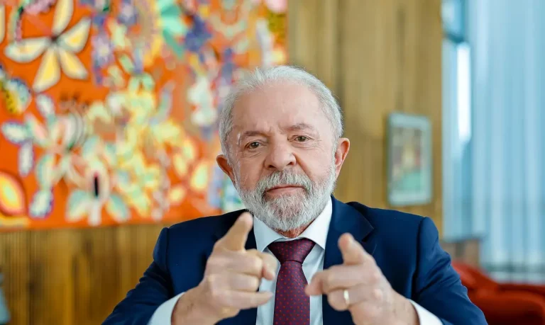 Eleições 2026: Pela primeira vez pesquisa mostra Lula com mais de 50% das intenções de voto