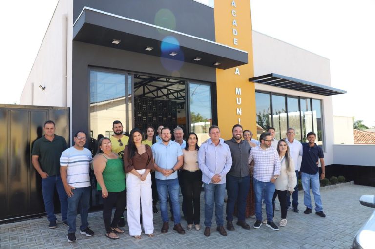 Nova Aurora inaugura primeira Academia Municipal de Musculação de Goiás