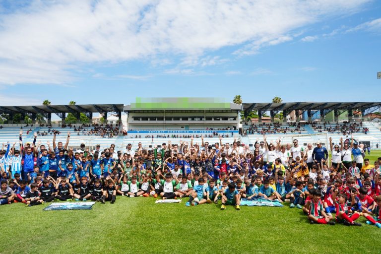 Copa Catalana reúne mais de 600 crianças e CRAC anuncia novas categorias de base