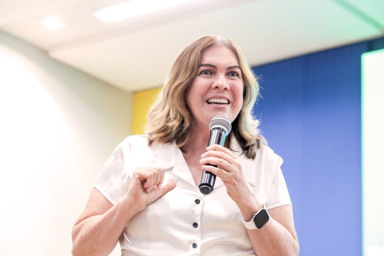 Catalão recebe mais de R$ 100 milhões em investimentos na educação, diz Fátima Gavioli