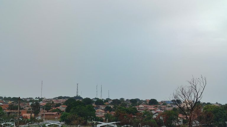 Catalão registra 61 mm de chuva e ventos de quase 50 km/h; previsão indica continuidade das instabilidades