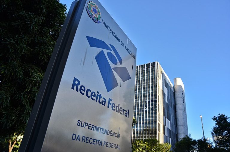 Imposto de Renda 2026: lei isenta quem ganha até R$ 5 mil e muda cálculo do IR