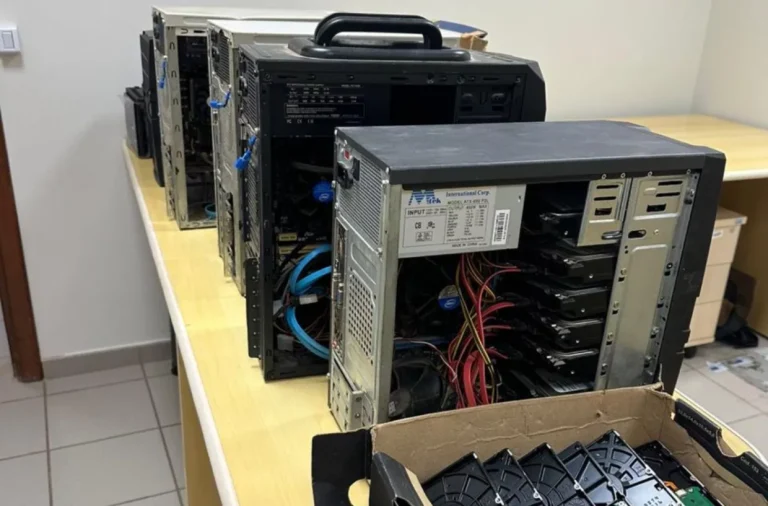 PF prende homem em Araguari por transmitir material de abuso infantil ao vivo