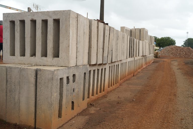 Prefeitura de Catalão lança Programa Mata-burro Potência para modernizar estradas rurais