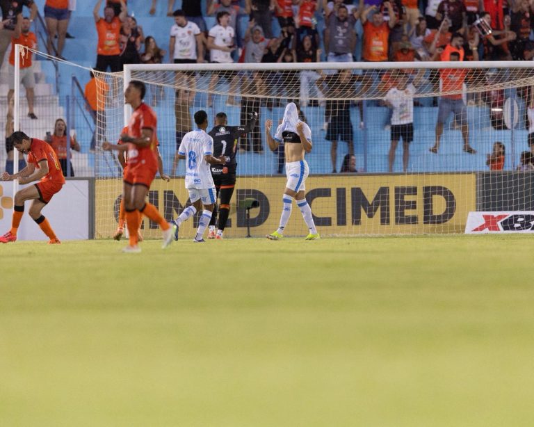 CRAC de Catalão perde pênalti, Abecat vence em Catalão e engata segunda vitória no Goianão