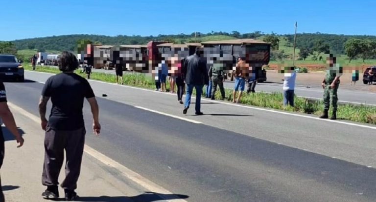 Idosa morre em atropelamento na BR-050, em Araguari; motociclista fica gravemente ferido