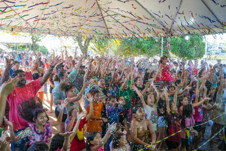 Super Matinê reúne famílias e encerra Carnaval com clima de alegria em Catalão