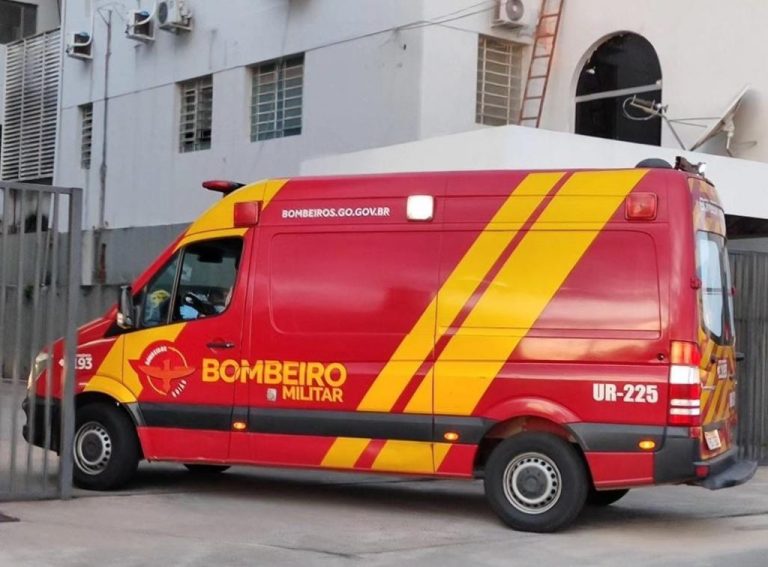 Homem tenta agredir esposa e acaba esfaqueado por ela em Catalão