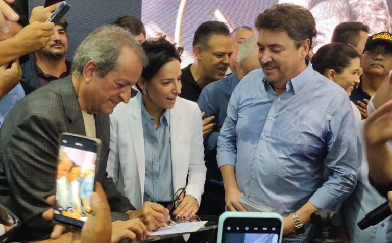 Ana Paula Rezende se filia ao PL e aceita convite para ser vice na chapa de Wilder Morais