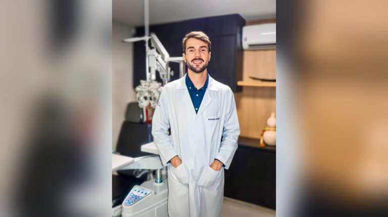 Degeneração macular pode comprometer a visão após os 50 anos, alerta o oftalmologista Dr. Nicolau Abrahão Filho