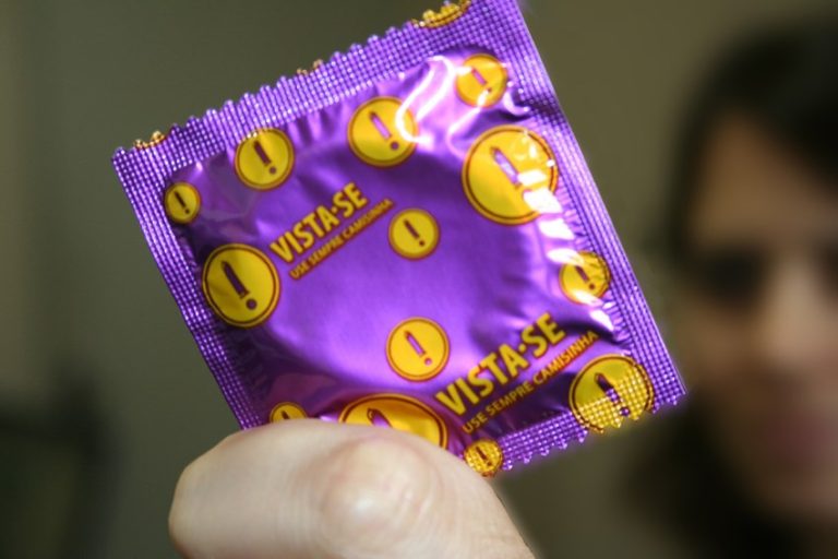 Carnaval exige atenção: infectologista orienta sobre prevenção da Aids e outras ISTs