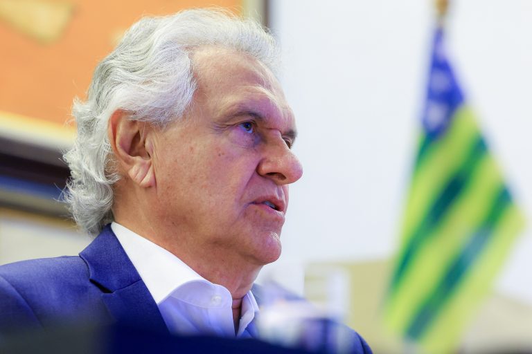 Caiado propõe perdão de multas indevidas a 10 mil produtores rurais