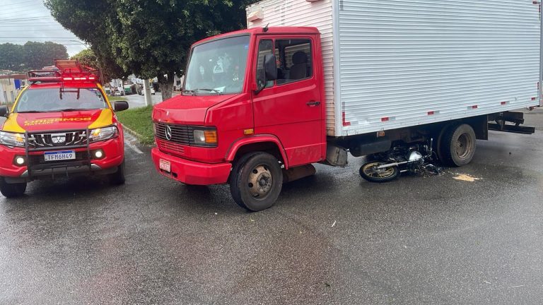 Motociclista de 19 anos morre após grave acidente em cruzamento de Catalão