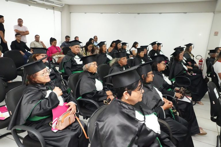 Prefeitura de Catalão e Governo de Goiás formam a 10ª turma do Curso Tech 60+ na cidade