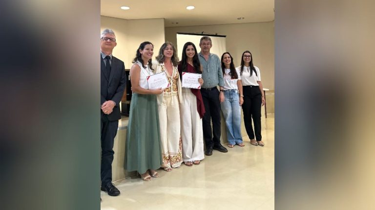 Aluna da UFCAT em Catalão conquista Menção Honrosa em seminário científico