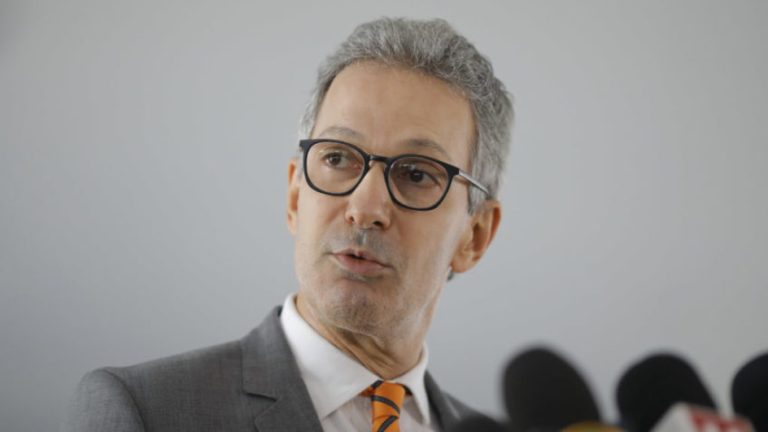 Cultura FM Catalão estreia série política com entrevista ao vivo com presidenciável Romeu Zema