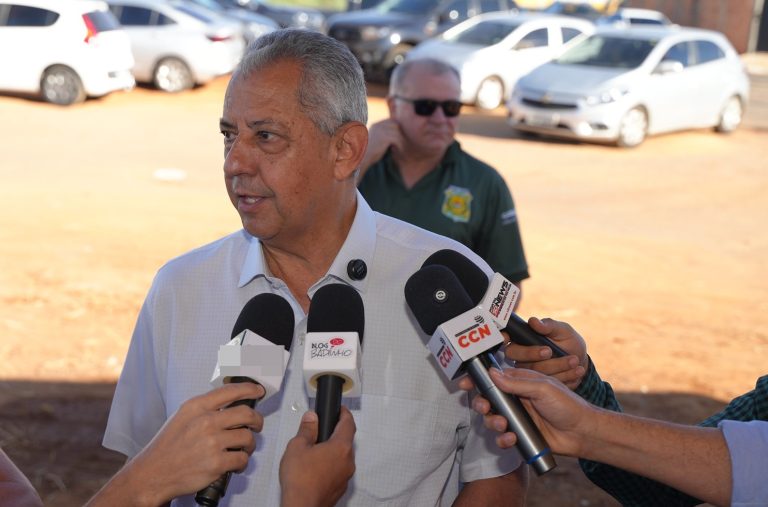 Prefeito Velomar autoriza obras de pavimentação em Catalão com investimentos de R$ 1,7 milhão
