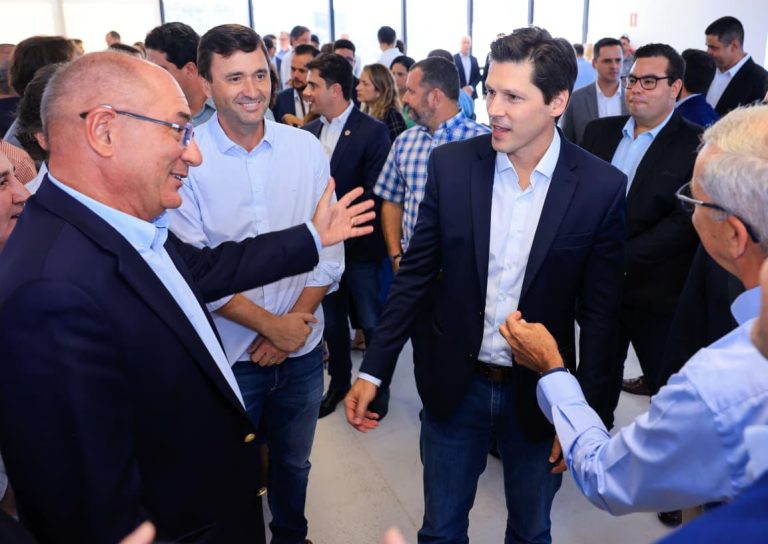 Catalanos Orioval Júnior e José Fava participam de posse na Seapa com Daniel Vilela