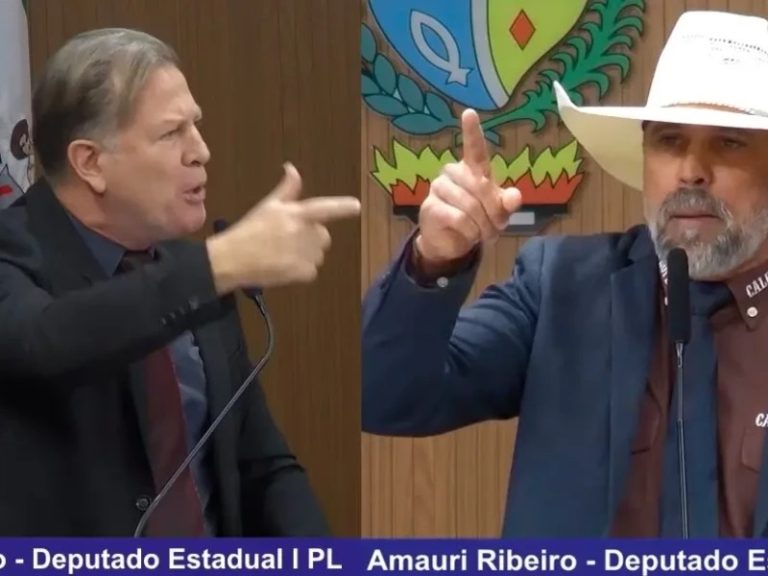 Briga entre Major Araújo e Amauri Ribeiro termina com sessão encerrada na Alego