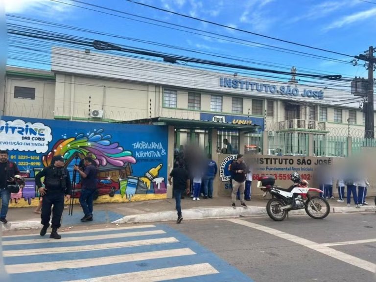 Aluno de 13 anos atira em escola e mata duas funcionárias no Acre