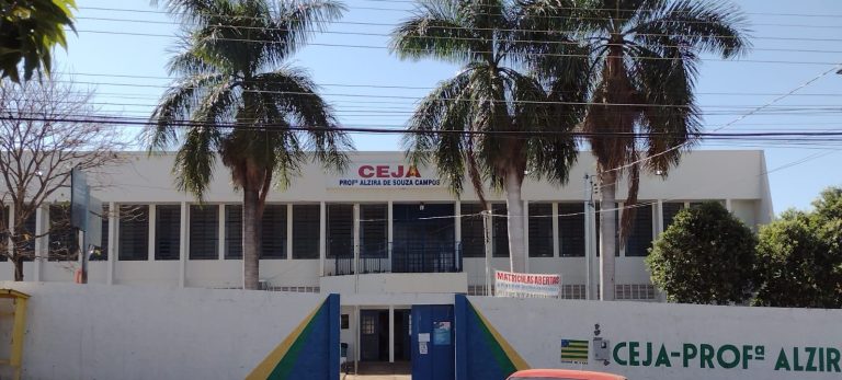 CEEJA de Catalão abre matrículas para jovens e adultos concluírem os estudos
