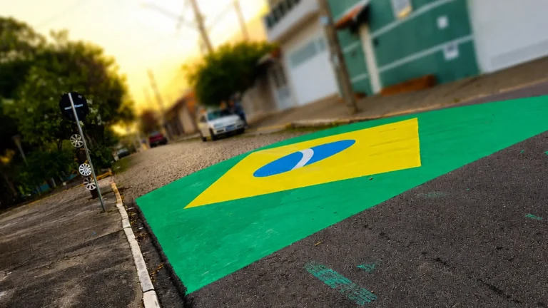 Catalão: pintar ruas para a Copa do Mundo pode gerar penalidades, alerta Prefeitura