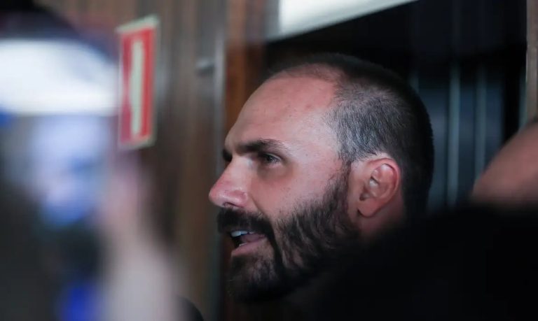 STF condena Eduardo Bolsonaro à prisão, inelegibilidade e perda de cargo na PF