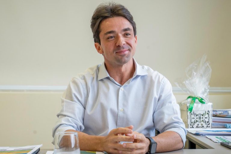 Ricardo de Oliveira confirma investimento de R$ 313,5 milhões em rodovias de Goiás