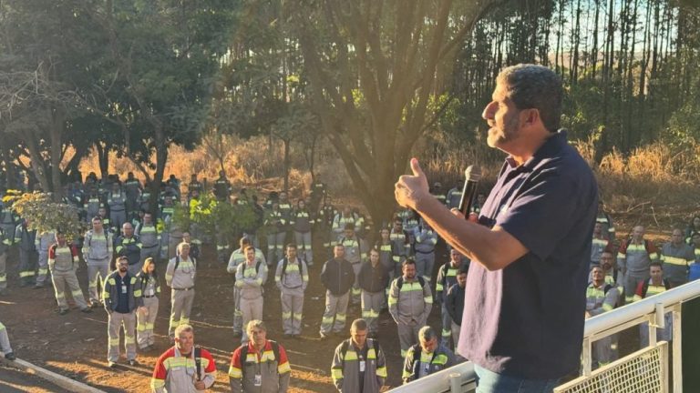 Metabase fortalece diálogo com trabalhadores da CMOC durante assembleia em Catalão