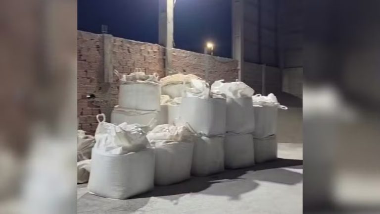 Polícia Civil apreende 100 toneladas de insumos agrícolas adulterados em Araguari